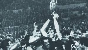 Il campionato europeo di calcio 1968 è stato la terza edizione del campionato europeo di calcio. Europei Di Casa Nostra Storie D Italia E Di Pallone Come Nel 1968 E Nel 1980 La Gazzetta Dello Sport