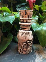News Limited Edition Hatbox Ghost Tiki Mug Spotted At Disney World S Trader Sam S Plus A New Drink The Disney Food Blog Tiki Hatbox Ghost Hat Boxes