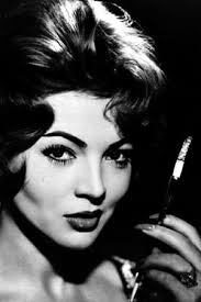 Reparto de Dos pasiones y un amor (película 1956). Dirigida por Anthony  Mann