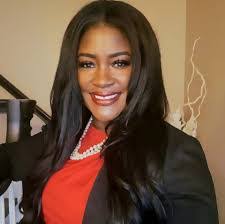 Nina Henderson's Instagram, Twitter & Facebook