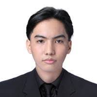 Vince Robles's Instagram, Twitter & Facebook