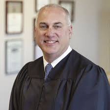 Quick ousted from bench, Norris retains judgeship