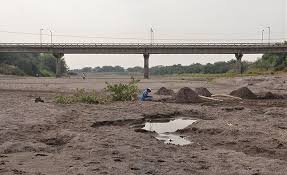 CITA SOBRE CLIMA EN EEUU CIERRA ENTRE LA INCERTIDUMBRE Y EL CATASTROFISMO