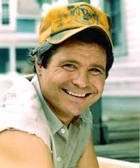 Exclusive Interviews with Male Country Singers