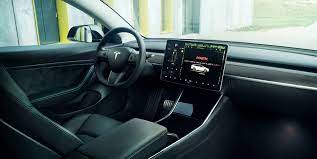 Der eindruck „hauptsache anders setzt sich im innenraum fort. Tesla Model 3 Novitec Tuning Verbessert Den Look Shots Magazin