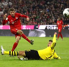 Der fcb gewann seine letzten fünf pflichtspiele gegen den bvb allesamt und stellte damit seinen bisher besten lauf gegen die dortmunder ein. Supercup Bvb Gegen Bayern Angeschlagen In Das Kraftemessen Welt