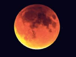 Why the moon turns red during a total lunar eclipse 27 जुलाई 2018, पूर्णिमा पर चंद्रग्रहण रात में गलती से भी नही करे यह 5 काम वरना chandra grahan 2018 super blue blood moon lunar eclipse in pakistan. Khagrass Lunar Eclipse On 26th Will Remain From 2 18 Pm To 7 20 Pm Will Not Be Visible In India à¤–à¤— à¤° à¤¸ à¤š à¤¦ à¤°à¤— à¤°à¤¹à¤£ 26 à¤• à¤¦ à¤ªà¤¹à¤° 2 18 à¤¸ à¤¶ à¤® 7 20 à¤¬à¤œ à¤¤à¤• à¤°à¤¹ à¤—
