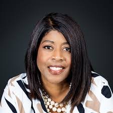 Alyce Franklin's Instagram, Twitter & Facebook