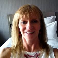 Paula Pearson (@zorabelle1)