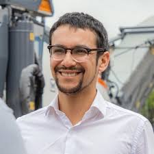 Miguel Concha (@MiguelConcha)