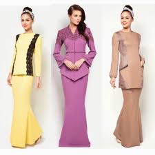 Para designer mencoba menghadirkan beragam trend baju kurung tradisional paling cantik. Lace Half Kurung Google Search Fashion Clothes For Women Muslimah Fashion