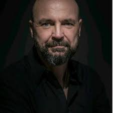 What a year it´s been....! Coming back from recovery, restarting in my new  position as Key Account for Architects & Developers for V-ZUG Deutschland,  our newly founded german branch and working my… |