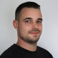 60+ Profile mit dem Suchbegriff „Stump“