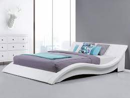 Scopri tutti i modelli, i colori e le dimensioni dei letti mondo convenienza. Letto Matrimoniale Moderno In Pelle Bianca 180x200cm Vichy Beliani It