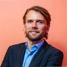 This week marked 13 years since I started Wazoku (photo is then and now!!).  Those early days seem a long time ago, so many incredible people have  played a part in what