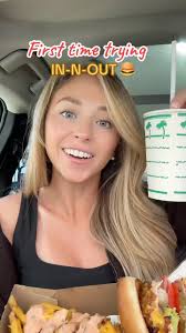 SALTED VANILLA MAPLE ICED LATTE 🍁☕️ Using Trader Joe's maple butter and  y'all…this was truly one of the best coffees I've ever had!! A nice switch  up from the usual pumpkin spice