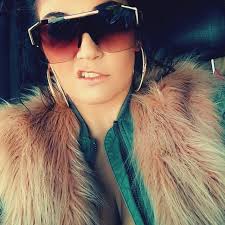 You are beautiful, yes, but how is your relationship with God? Y'all  homies? Like you know him know him or only when you need some? 🙂