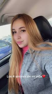 Elaina Silva 4 Familias