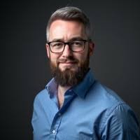 Carolyn Thompson Email & Phone Number