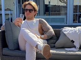 Stores in antwerp and bruges. Zo Stoer En Indrukwekkend Andre Hazes Toont Ons Zijn Nieuwe Tattoo Van Iemand Die We Allemaal Kennen Showbizz 24