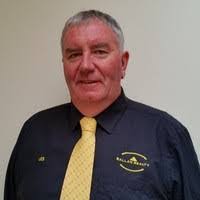 Les Cain's Instagram, Twitter & Facebook