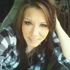 Lacey Kidd's Instagram, Twitter & Facebook