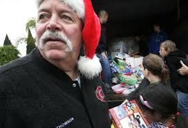 'Mobile Santa' drives away his Christmas blues