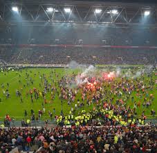 Zwischen 1982 und 1991 gab es die relegation schon einmal, 2009 wurde sie wieder eingeführt. Historie Diese Fussballspiele Hat Der Dfb Wiederholen Lassen Welt