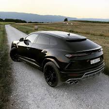 Powered by a 5.2 l v10 engine shared with the gallardo, the engine generated a theoretical maximum power output of 600 ps (592 hp; Lamborghini Urus 7 Posti Mssrf Nva Org