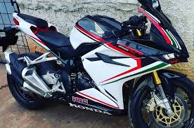 Night shyamalan's 'old' proves time is the most valuable thing we have Bikin Keren Motor Dengan Aplikasi Decal Nih Rincian Biayanya Gridoto Com