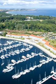 Sie wurde als getreidewindmühle erbaut und noch kurz vor der politischen wende durch einheimische firmen saniert. Pin Auf Hafen Schiffe Und Boote