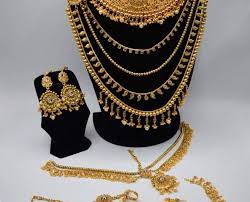Pakistani Bridal Jewellery Sets 2020 Jewellery Designs A bridal's wedding is not complete without possessing elegant pakistani bridal jewelry sets 2020.