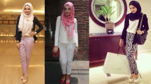 Kami menyediakan baju muslim dengan model terbaru dengan bahan berkualitas tentunya dengan harga termurah. Makin Chic Dan Fashionable Dengan 5 Gaya Fashion Muslim Ala Artis Berikut Ini Keluarga Hamsa