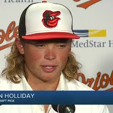 No. 1 pick Jackson Holliday signs deal with Orioles, ready to embrace  pressure