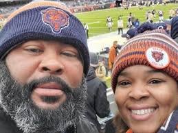 I Need A Kidney:' Indiana Man's Bears Game Sign Prompts Search