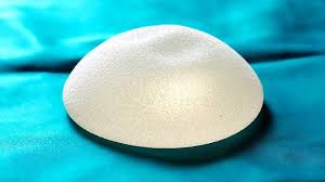 They can be hard or soft, painful or not, and may move around when you touch them or feel fixed in position (immobile). When To Worry About Breast Lumps Everyday Health