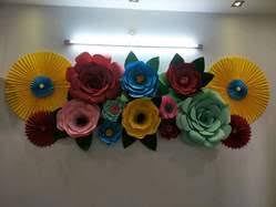 You can make a big statement with a big arrangement of crepe paper flowers! Giant Paper Flowers Stage Decoration With Handmade Giant Paper Flowers Manufacturer From Hyderabad