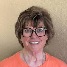 Can anyone recommend a good eye doctor for Lasik surgery?