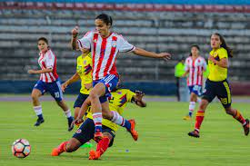 6' colombia earns a free kick in a dangerous position as cuadrado goes down. File Paraguay Vs Colombia 38965558094 Jpg Wikimedia Commons