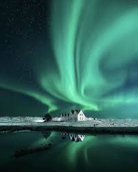 Welcome To Iceland An Aurora Sometimes Referred To As Polar Lights Northern Lights Aurora Borealis Is A Natural Lig Doga Fotografciligi Tan Vakti Manzara
