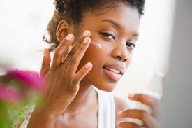 My wife never wears makeup and i think. How To Get Naturally Clear Glowing Skin For Black Woman Drum