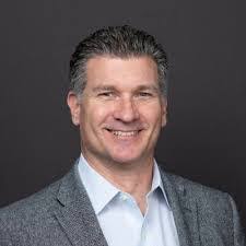 Richard Dolle's Instagram, Twitter & Facebook