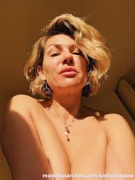 Be the first to see Kelly Dundee's new content