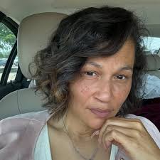 Suzzie Que (@iamsuzzie.q) • Instagram photos and videos