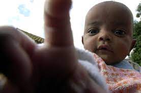 Adoption im Ausland: 17 Monate schwanger