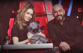 Belinda y lupillo rivera trabajaron juntos en la reciente temporada de 'la voz'(foto: Pagina 1 Fotos Escandalo Afirman Que Belinda Y Lupillo Rivera Son Novios Diario La Prensa