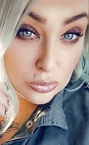 Maureen Churchill's Instagram, Twitter & Facebook