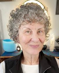 Tara Moon's Instagram, Twitter & Facebook