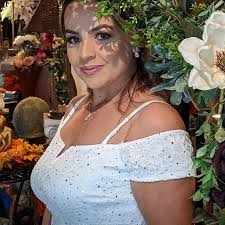 Nancy Ventura (@nancy.choozluv) • Instagram photos and videos