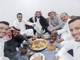 علي الشمراني Twitterren مطعم الشيف بندر لاهالي الدمام حي طيبة شغل بيت من الآخر Chefbandar انصح بزيارته اتوقع الوزن زاد 2 كيلو الليلة مع هالعشا الدسم ما شاء الله Https T Co Hnhja4eaty